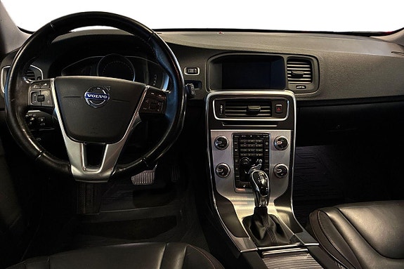Volvo V60 12 of 22