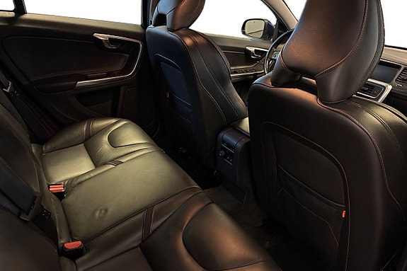 Volvo V60 20 of 22