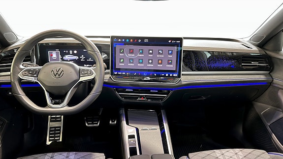 Volkswagen Passat 11 of 22