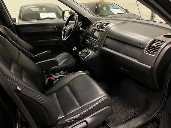 Honda CR-V 7 of 11