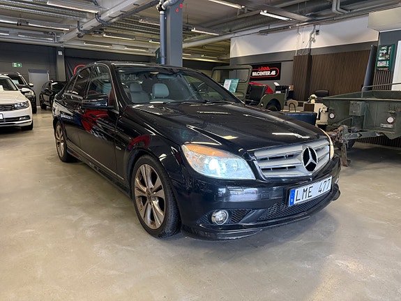 Mercedes-Benz C200 3 of 12