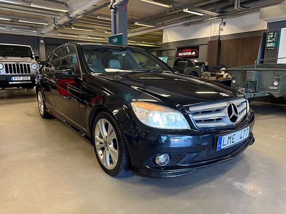 Mercedes-Benz C200 5 of 21