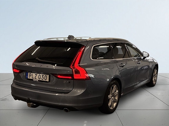 Volvo V90 6 of 27