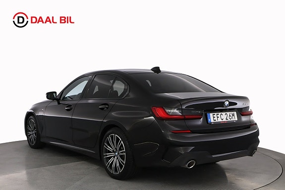 BMW 330e 8 of 28