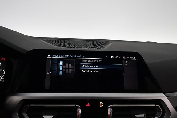 BMW 330e 22 of 28