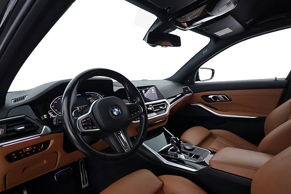 BMW 330e 11 of 28