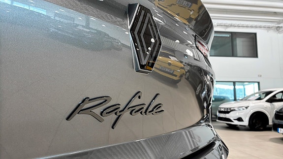 Renault Rafale 28 of 28
