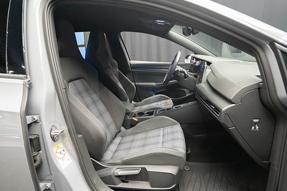 Volkswagen Golf I 19 of 25