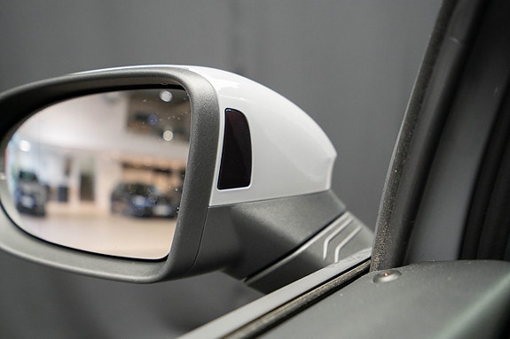 Volkswagen Golf I 21 of 25