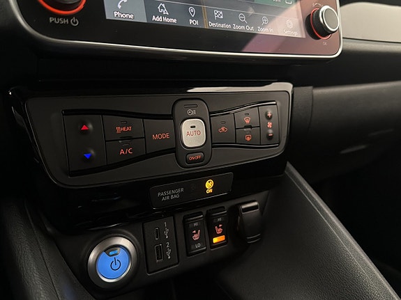 Nissan Leaf 18 of 30