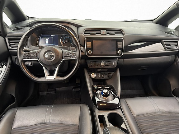 Nissan Leaf 13 of 30