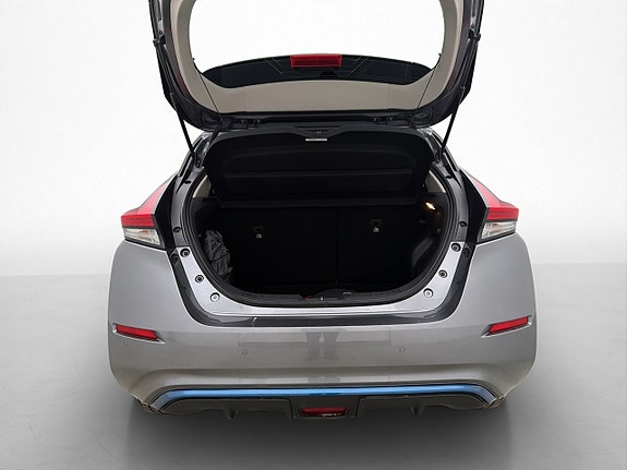 Nissan Leaf 23 of 30