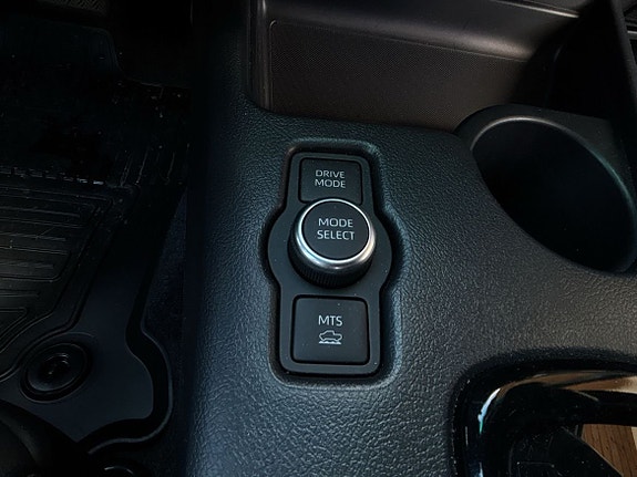 Toyota HiLux 15 of 24