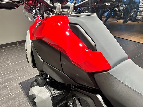 BMW R1300GS /Innovation/Adaptiv Nivå/Toppbox/217 mil 12 of 16
