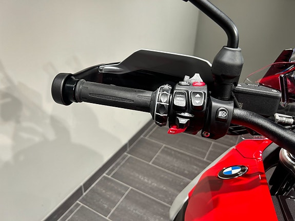 BMW R1300GS /Innovation/Adaptiv Nivå/Toppbox/217 mil 7 of 16