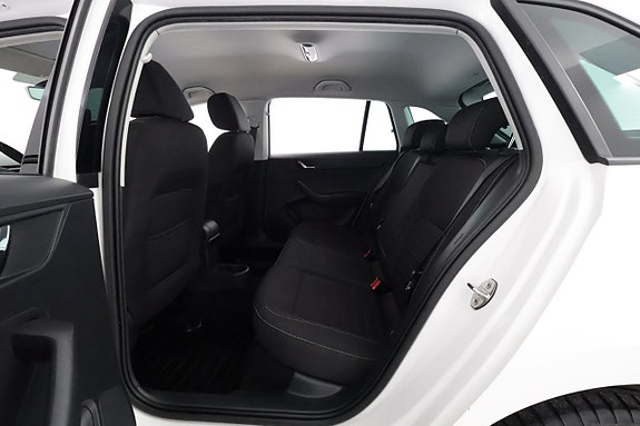 Skoda Rapid Spaceback 12 of 24