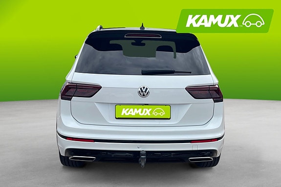 Volkswagen Tiguan 5 of 26