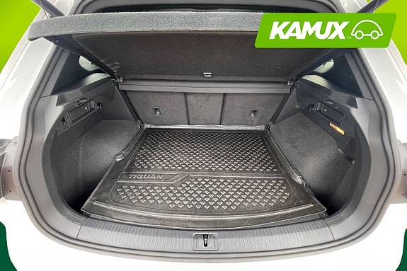Volkswagen Tiguan 17 of 26