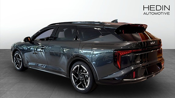 Kia K4 6 of 12