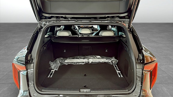 Kia K4 12 of 12