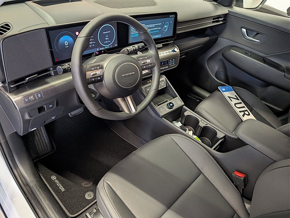 Hyundai Kona 8 of 14