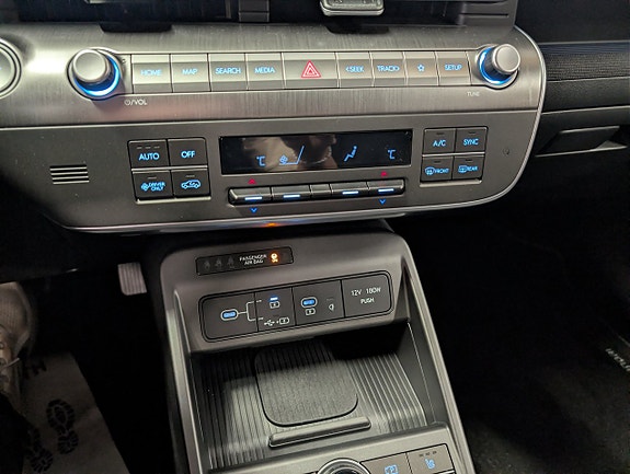 Hyundai Kona 11 of 14