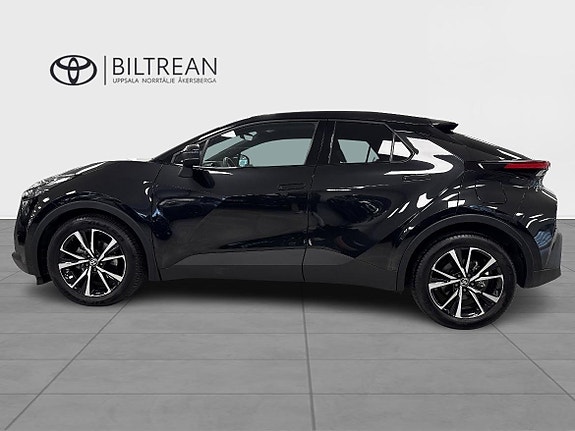 Toyota C-HR 3 of 13