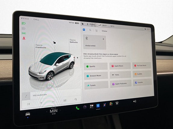 Tesla Model Y 19 of 25