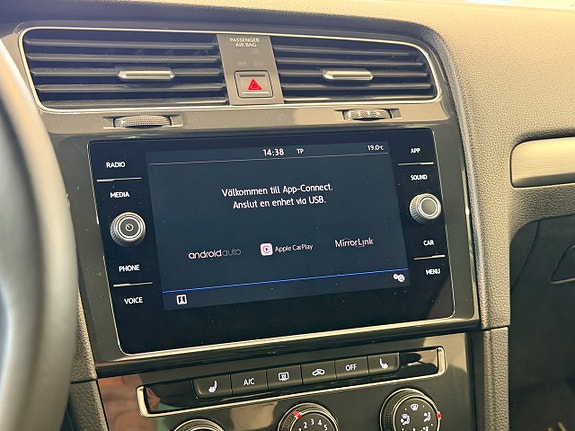 Volkswagen Golf I 17 of 21