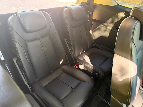 Ford S-MAX 16 of 17