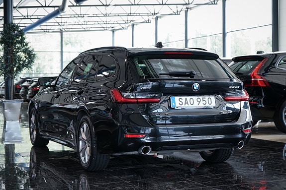BMW 330e 8 of 25