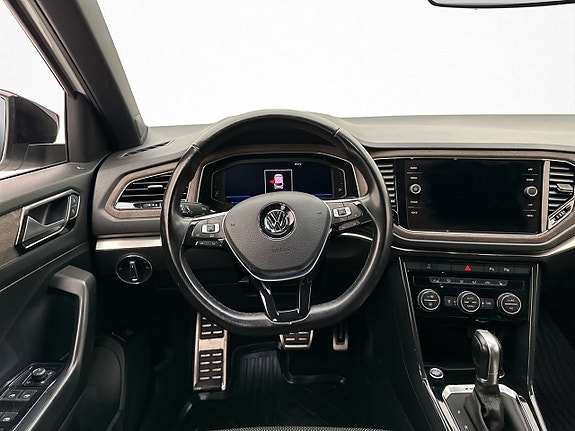 Volkswagen T-Roc 11 of 30