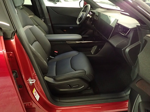 Mazda CX-6e 20 of 23