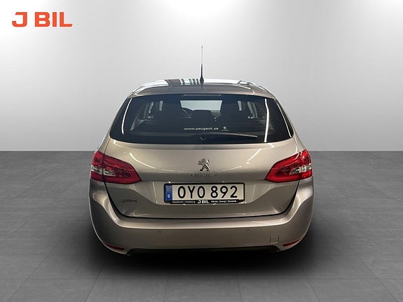 Peugeot 308 SW 18 of 19