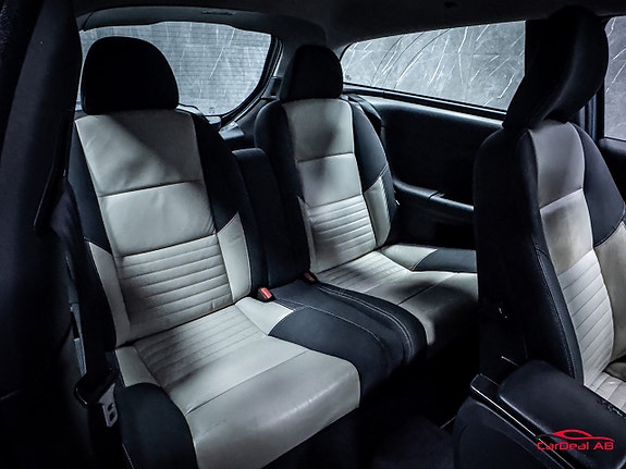 Volvo C30 16 of 25