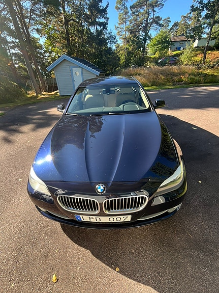 BMW 520d 2 of 6