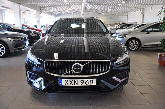 Volvo V60 3 of 14