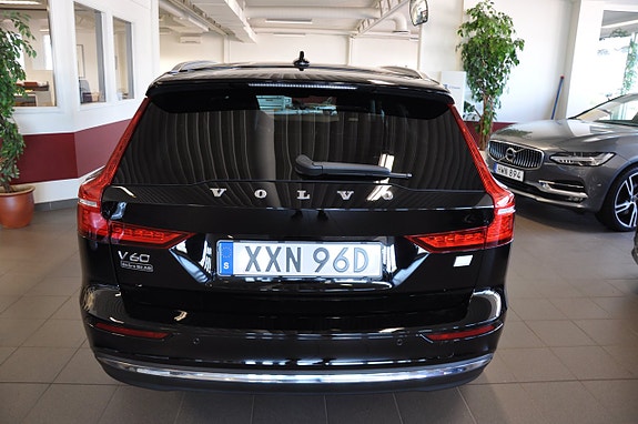 Volvo V60 6 of 14