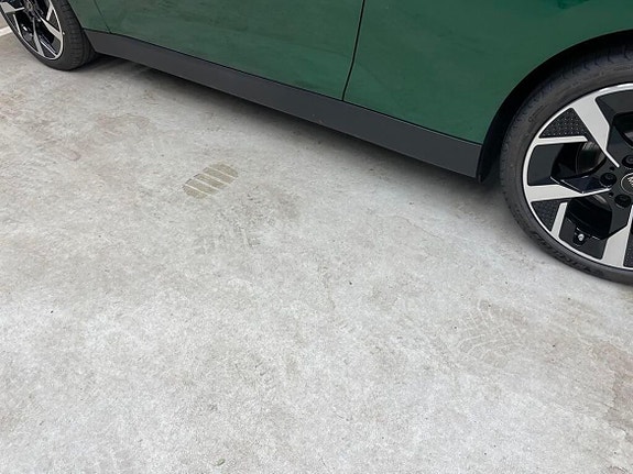 MINI Cooper E 15 of 15
