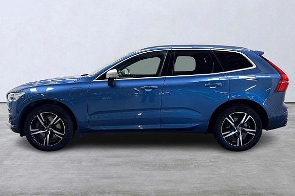 Volvo XC60 2 of 24