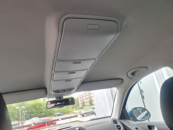 Volkswagen Tiguan 13 of 17