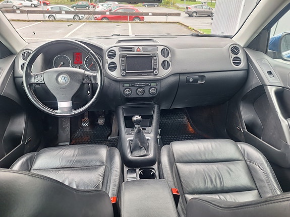 Volkswagen Tiguan 9 of 17