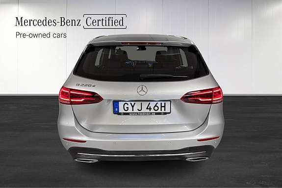Mercedes-Benz B220 d 18 of 20