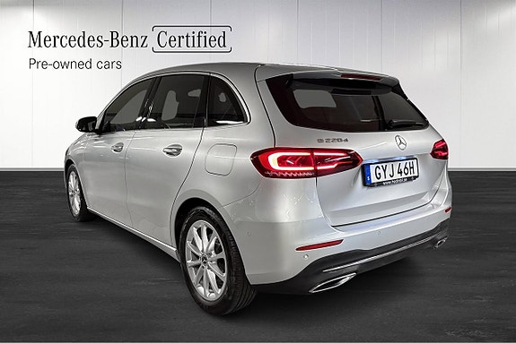 Mercedes-Benz B220 d 3 of 20
