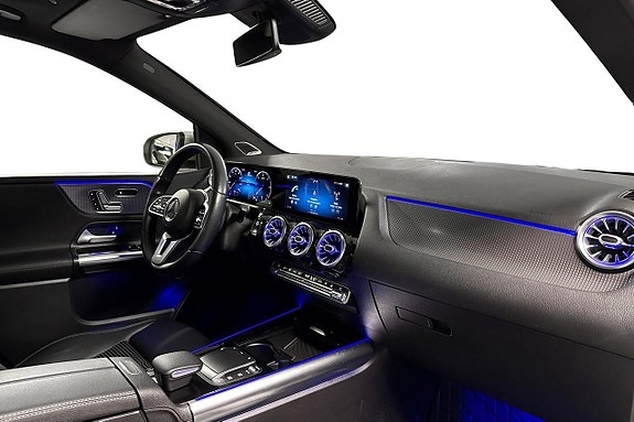 Mercedes-Benz B220 d 9 of 20