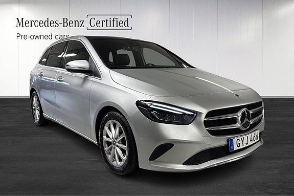 Mercedes-Benz B220 d 2 of 20