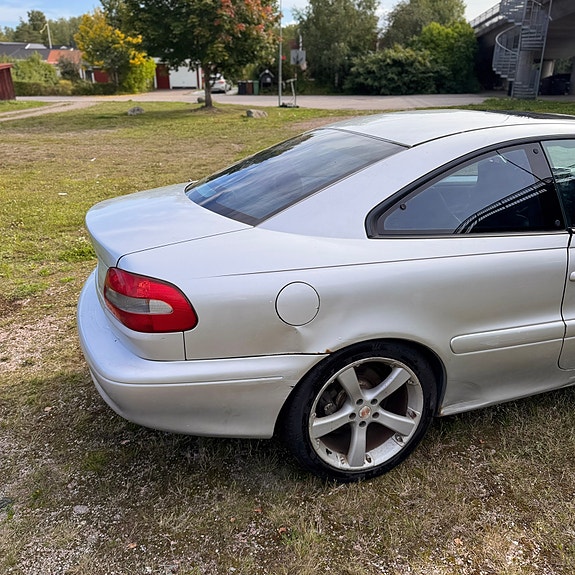 Volvo C70 3 of 9