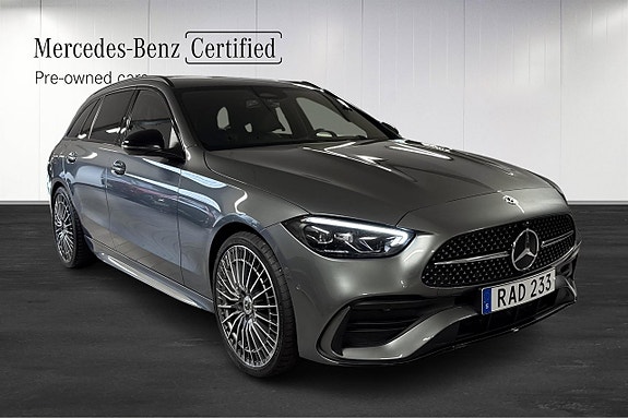Mercedes-Benz C300 de 2 of 15