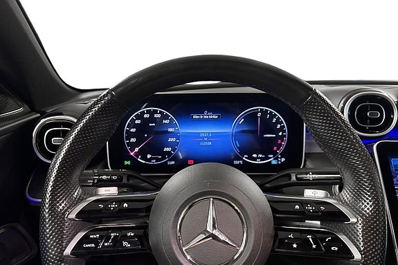 Mercedes-Benz C300 de 8 of 15