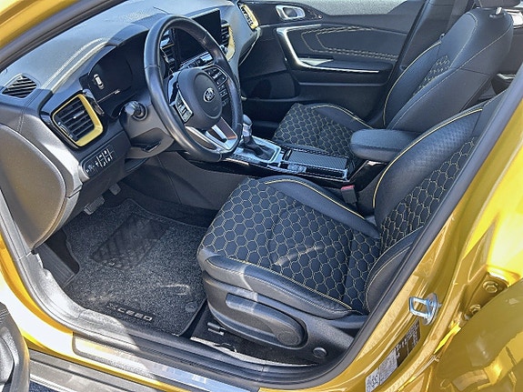 Kia XCeed 8 of 20